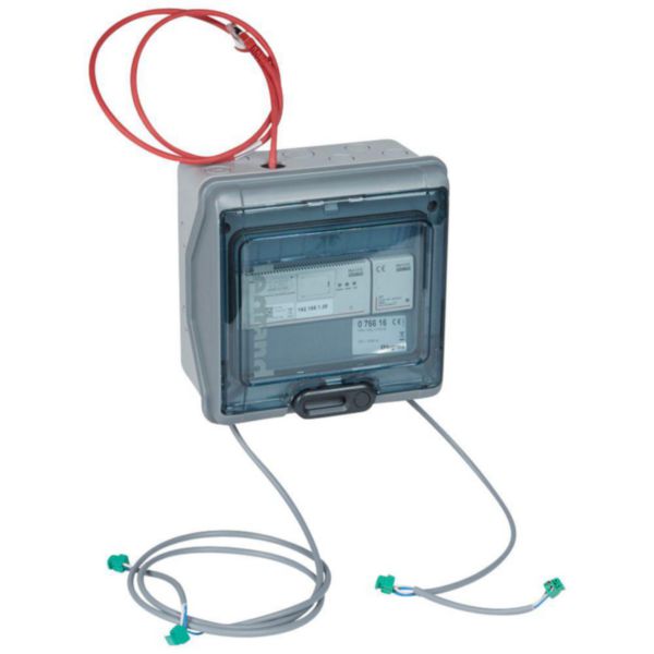 Interface pour connexion entre un PC et une installation BUS SCS appel infirmière avec référence 076615: th_076616-LEGRAND-1000.jpg