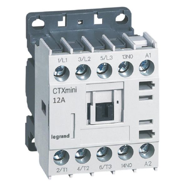 Mini-contacteur de puissance CTX³ 3 pôles 12A avec contact auxiliaire intégré 1NO - tension de commande 24V~