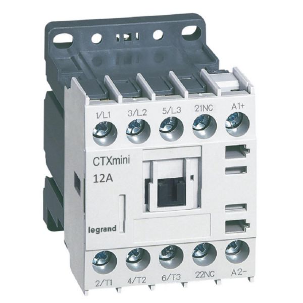 Mini-contacteur de puissance CTX³ 3 pôles 12A avec contact auxiliaire intégré 1NF - tension de commande 24V=: th_417051-LEGRAND-1000.jpg