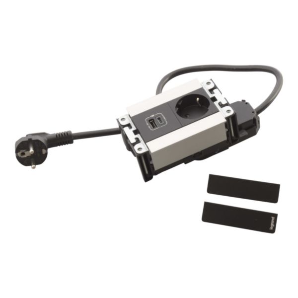 Incara Multilink horizontal 1 prise Schuko, 1 prise chargeur USB A+C 15W et 1 cordon de 2m avec fiche - métal: th_LG-654789-WEB-R.jpg