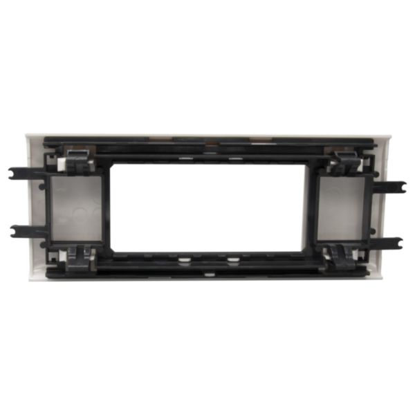 Support Mosaic 4 modules pour goulotte DLP monobloc avec couvercle 65mm