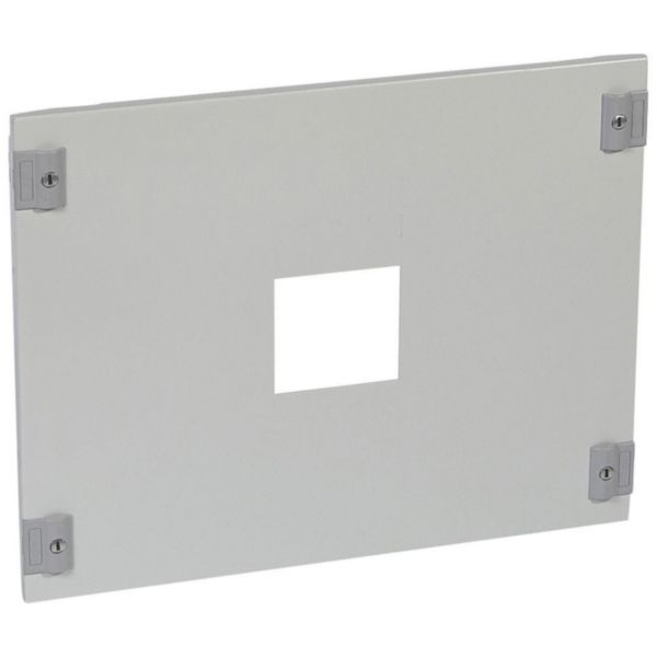 Plastron métal 1/4 tour pour 1 DPX250 ou DPX³630 en vertical centré dans XL³400 - hauteur 400mm - Page 133