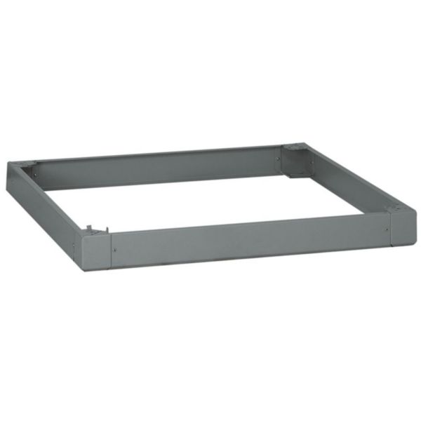 Socle juxtaposable pour armoire XL³4000 - hauteur extérieure 100mm , largeur 975mm et profondeur 975mm - Page 77