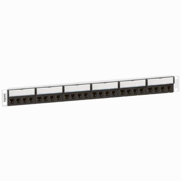 Panneau de brassage 24 RJ45 stp