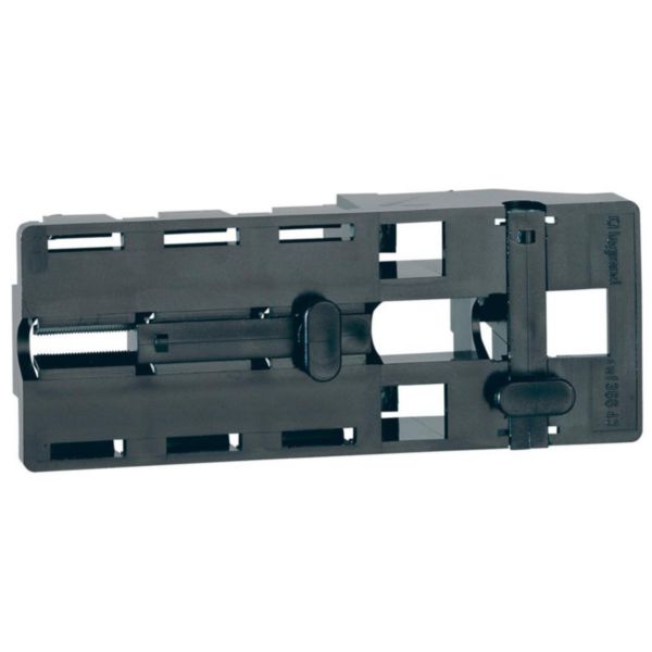 Accessoire fixation Linafix isolant pour maintien des goulottes sur montants profilés Lina 25 - Page 21