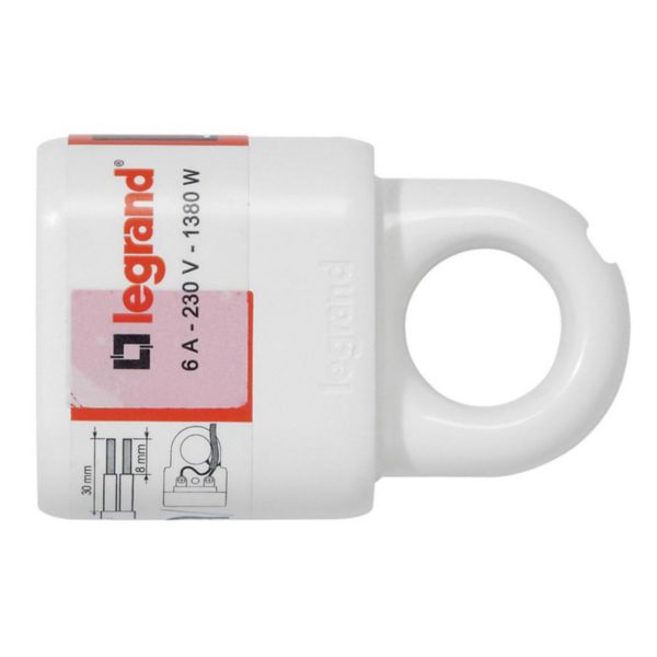 Prolongateur plastique 2P 6A avec anneau d'extraction - blanc