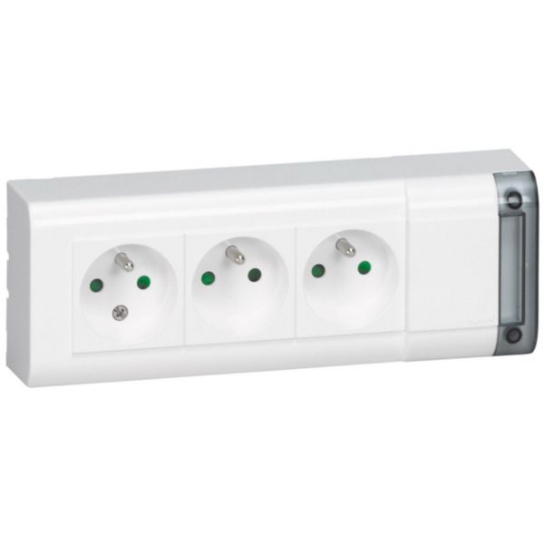 Multiprise équipée de 3 prises 2P+T longueur 208mm pour fixation au mur , mobile ou avec moulure - à cabler - Page 4