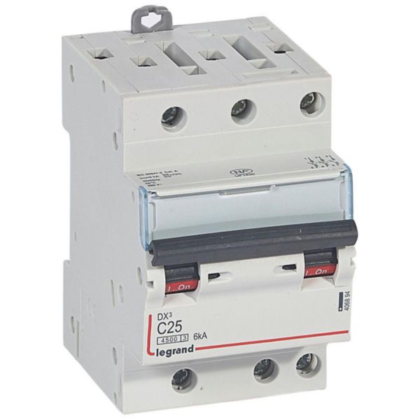Disjoncteur DX³4500 6kA arrivée haute et sortie basse par borne à vis - tripolaire 400V~ 25A courbe C - 3 modules - Page 11