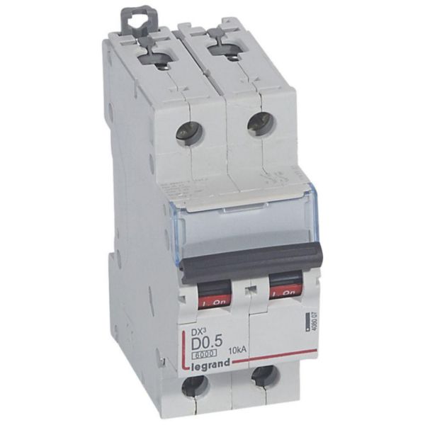 Disjoncteur DX³6000 10kA arrivée haute et départ bas à vis 2P 230V~ à 400V~ - 0,5A - courbe D - 2 modules - Page 15