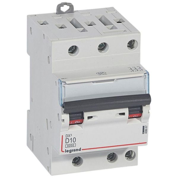 Disjoncteur DX³6000 10kA arrivée haute et départ bas à vis 3P 400~ - 10A - courbe D - pour peigne HX³ optimisé - Page 15