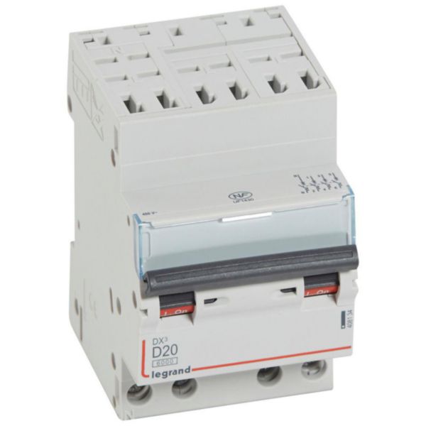 Disjoncteur DX³6000 10kA arrivée haute automatique départ bas à vis 4P 400V~ - 20A - courbe D - pour peigne HX³ optimisé - Page 4