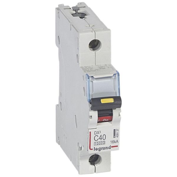 Disjoncteur DX³10000 16kA arrivée haute et départ bas à vis 1P 230V~ à 400V~ - 40A - courbe C - 1 module - Page 22