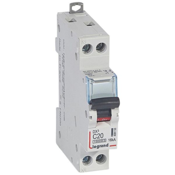 Disjoncteur DX³10000 16kA arrivée haute et départ bas à vis U+N 230V~ - 20A - courbe C - 1 module - Page 49