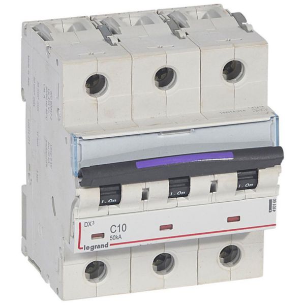 Disjoncteur DX³ 50kA arrivée haute et départ bas à vis 3P 400V~ - 10A - courbe C - 4,5 modules - Page 71
