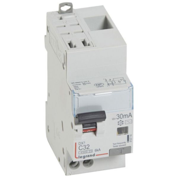 Disjoncteur différentiel DX³4500 arrivée haute automatique et départ bas à vis U+N 230V~ - 32A typeAC 30mA - 2 modules