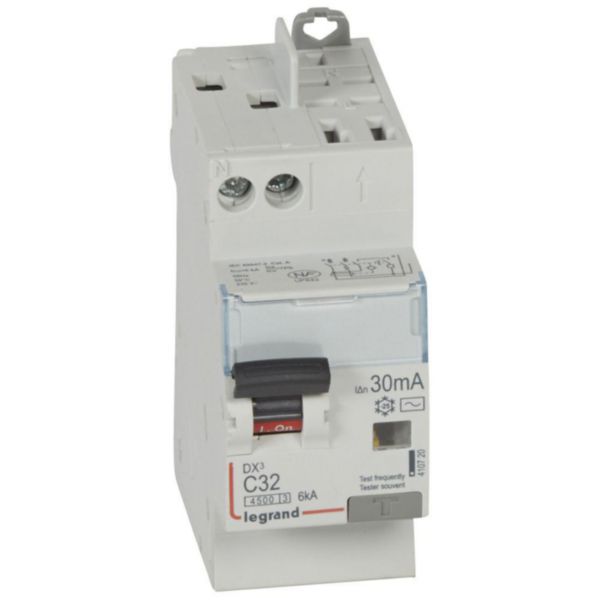 Disjoncteur différentiel DX³4500 arrivée haute vis et départ haut automatique U+N 230V~ - 32A typeAC 30mA - 2 modules