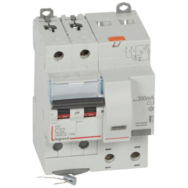Disjoncteur différentiel monobloc DX³6000 10kA arrivée haute et départ bas à vis 2P 230V~ à 400V~ - 32A - typeAC 300mA