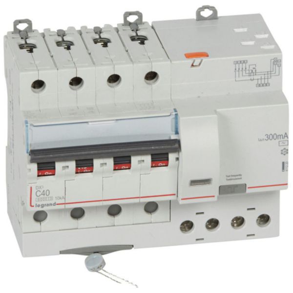 Disjoncteur différentiel monobloc DX³6000 10kA arrivée haute vis départ haut automatique 4P 400V~ - 40A - typeAC 300mA - Page 11