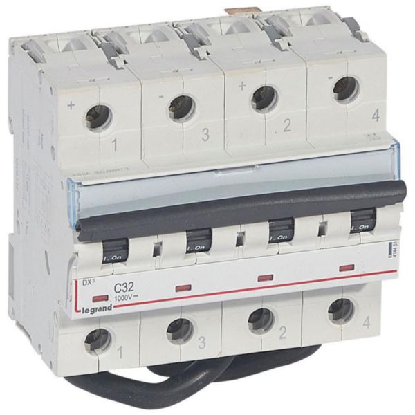 Disjoncteur DX3 1,5kA 2P-32A Courbe DC -1000V pour applications photovoltaïques