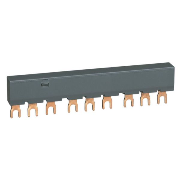 Peigne d'alimentation pour raccorder 3 disjoncteurs moteurs MPX³32 en parallèle - Page 23