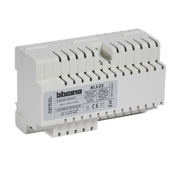 Alimentation alternative et continue 230V et 12V= - 8 modules DIN