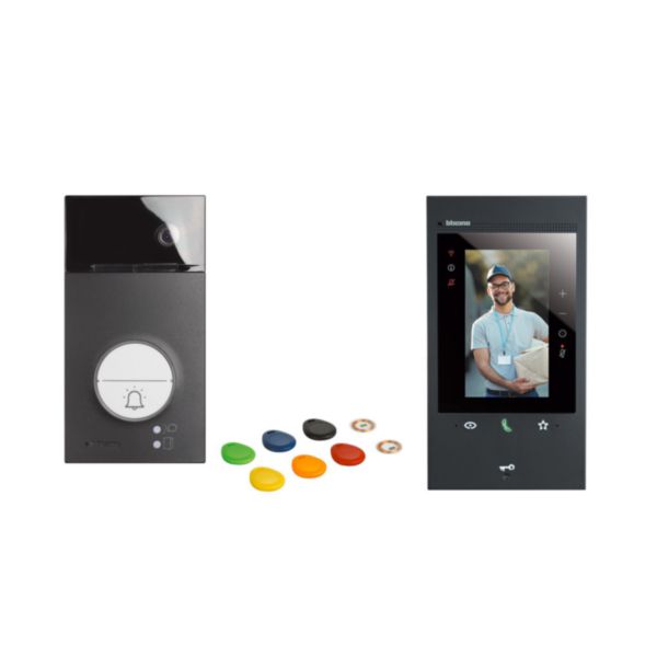 Kit portier vidéo connecté Classe 300EOS with Netatmo écran 5pouces avec assistant vocal Alexa et platine de rue Linea3000 - noir
