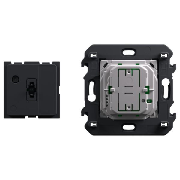 Pack Control with Netatmo Living Now pour installation connectée avec 1 Prise 2P+T 16A