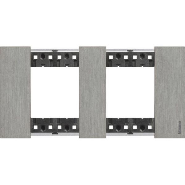 Plaque de finition Living Now Collection Les Noirs matière zamak 2x2 modules - finition Acier - Page 8