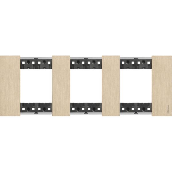 Plaque de finition Living Now Collection Les Blancs matière zamak 3x2 modules - finition Or - Page 8