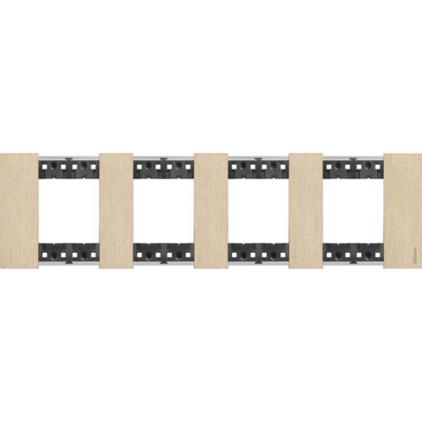 Plaque de finition Living Now Collection Les Blancs matière zamak 4x2 modules - finition Or - Page 8