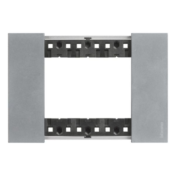 Plaque de finition Living Now Collection Les Blancs matière zamak 3 modules - finition Acier Moon - Page 7