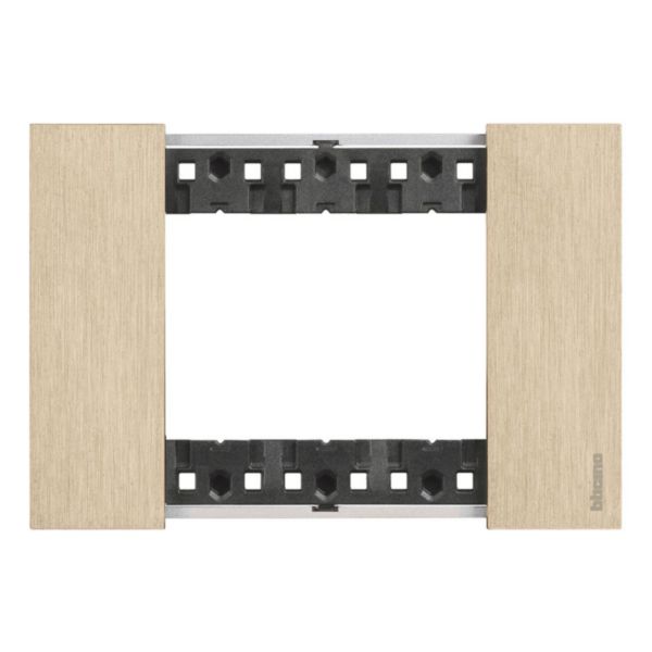 Plaque de finition Living Now Collection Les Blancs matière zamak 3 modules - finition Or - Page 7