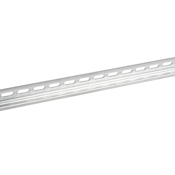 Rail universel pour fixation sur montants fonctionnels dans XL³400 - largeur 515mm