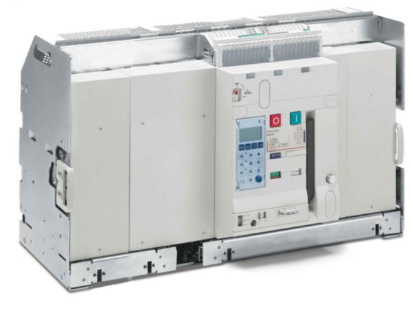 Disjoncteur ouvert débrochable DMX³6300 pouvoir de coupure 100kA taille 3 - 3P - 5000A