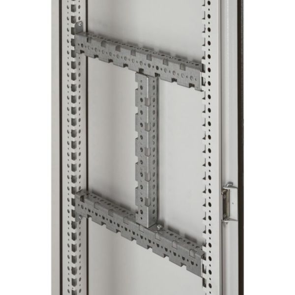 Jeu de 2 traverses perforées multifonctions pour armoire Altis largeur ou hauteur ou profondeur 600mm - Page 36