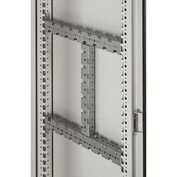 Jeu de 2 traverses perforées multifonctions pour armoire Altis largeur ou hauteur ou profondeur 1800mm - Page 36