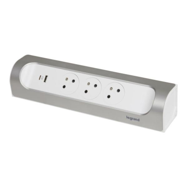 049409 Multiprise d'angle équipée de 3 prises 2P+T Surface 16A 230V , prise USB  Type-A + Type-C 3A 15W à câbler - blanc et alu - professionnel