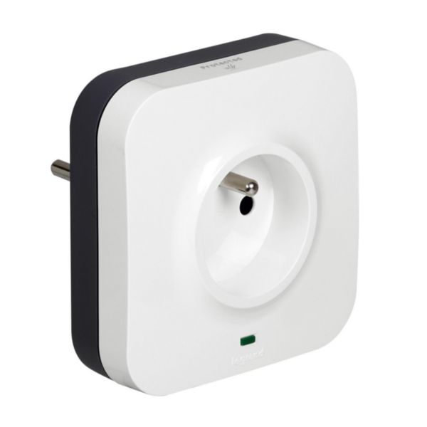 Prise mobile avec parafoudre pour branchement et protection box