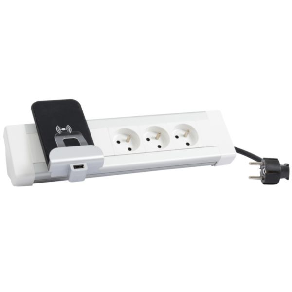 Bloc bureau équipé de 3 prises 2P+T et 1 chargeur sans fils induction avec prise USB Type-A 2,4A