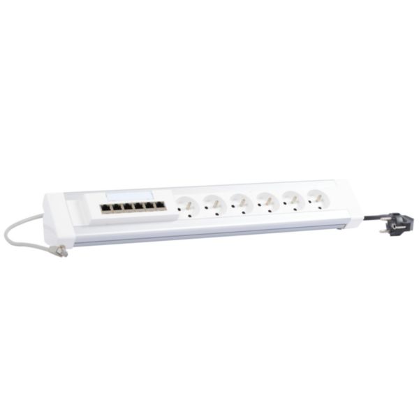 Bloc pour salle de réunion équipé de 6 prises 2P+T et 1 switch 6 ports 10/100 baseT non manageable