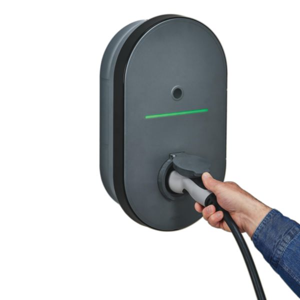Borne de recharge Green'up Home triphasée AC 22kW - Mode 3 - avec disjoncteur diff. et déclencheur à émission