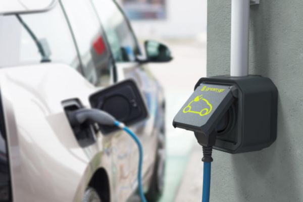 Prise de recharge pour véhicule électrique Green'up Access Plexo composable anthracite - 16A 230V