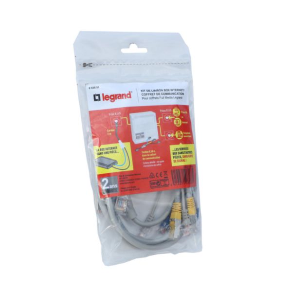 Kit 2 cordons pour connecter la box sur prises RJ45 et pour affecter les prises RJ45 dans le coffret de communication