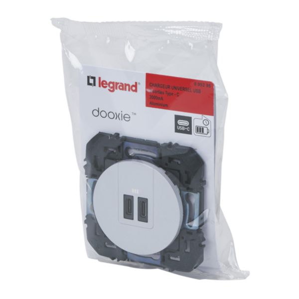 Prise double USB Type-C dooxie 3A 15W finition effet aluminium, à équiper d'une plaque de finition - emballage blister