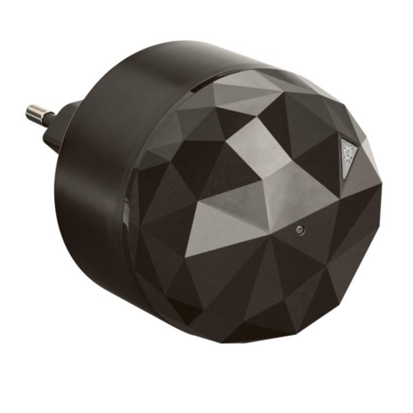 Prise Control mobile pour connecter tous les produits 