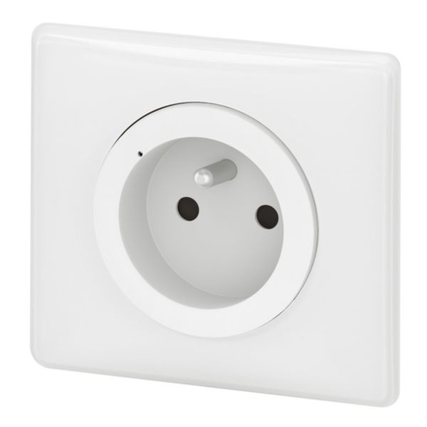 Lot de 3 prises connectées Céliane with Netatmo avec mesure puissance et suivi consommation complètes avec plaque Blanc