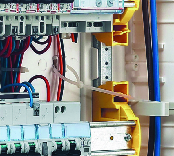 Coffret de distribution XL³125 1 rangée de 18 modules