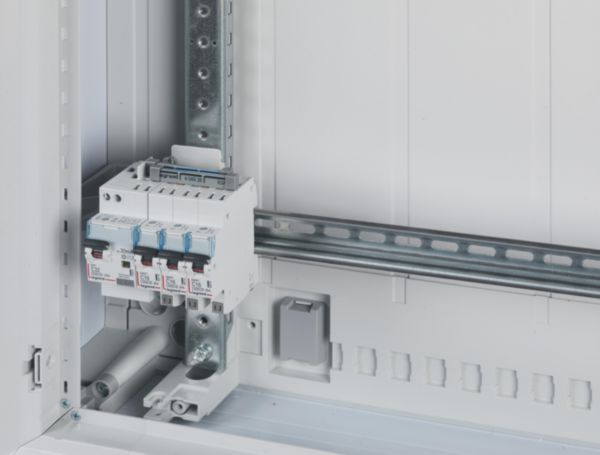 Bloc différentiel adaptable à vis DX³ pour disjoncteur 1,5 module par pôle - 3P 400V~ - 63A - typeF 300mA