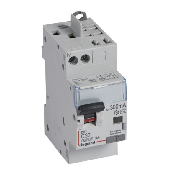 Disjoncteur différentiel DX³4500 arrivée haute vis et départ haut automatique U+N 230V~ - 32A typeAC 300mA - 2 modules