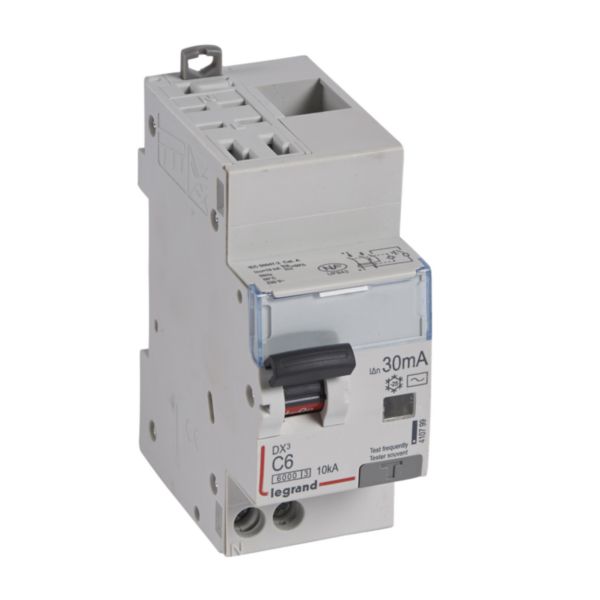 Disjoncteur différentiel monobloc DX³6000 10kA arrivée haute automatique départ bas vis U+N 230V~ - 6A - typeAC 30mA - Page 65